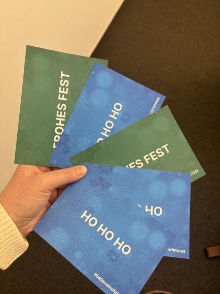HOHOHO Postkarte & Lieblings-XMAS-HITS für eine Spende